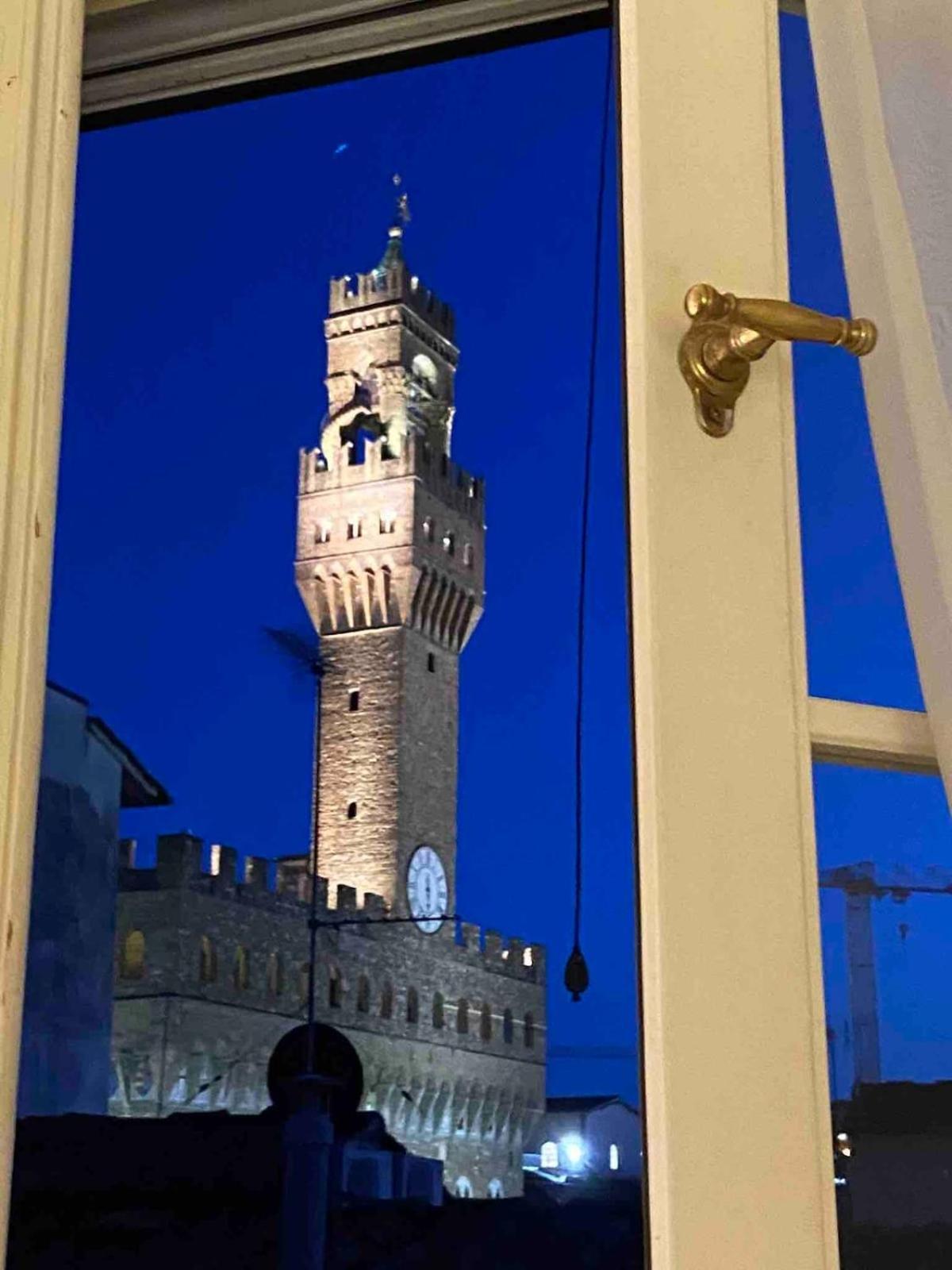 Signoria Elegant With View Palazzo Vecchio * Florencia